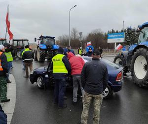 Rolnicy protestowali w Konarzycach pod Łomżą! ZDJĘCIA