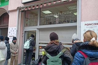 Kolejki pod cukierniami w Poznaniu. Tłusty czwartek 2024