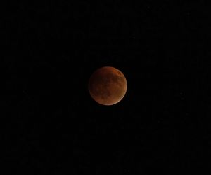 Krwawy Księżyc. Całkowite zaćmienie Księżyca obserwowane na całym Świecie