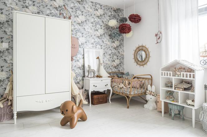 Przytulny pokój dla niemowlaka – romantyczny vintage