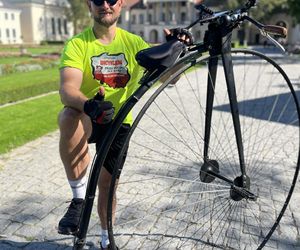Strażak jedzie bicyklem dookoła Polski. Wszystko dla chorej córeczki