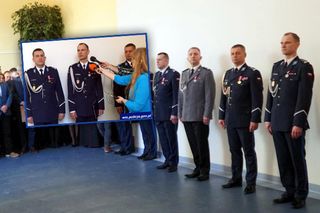 Szokujące sceny na policyjnej uroczystości. Komendant rozpętał burzę. Jako człowiek honoru, nie mogę podać panu ręki