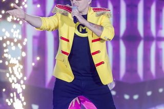 Czadoman pod ołtarzem na Boże Ciało