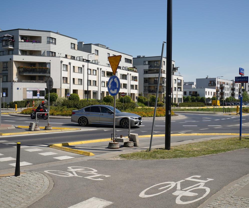 Skrzyżowanie ulic Branickiego i Sarmackiej