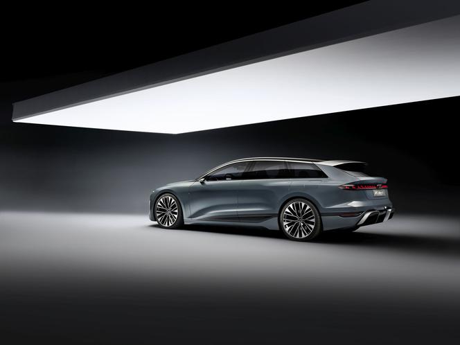 Audi A6 Avant e-tron concept (2022)