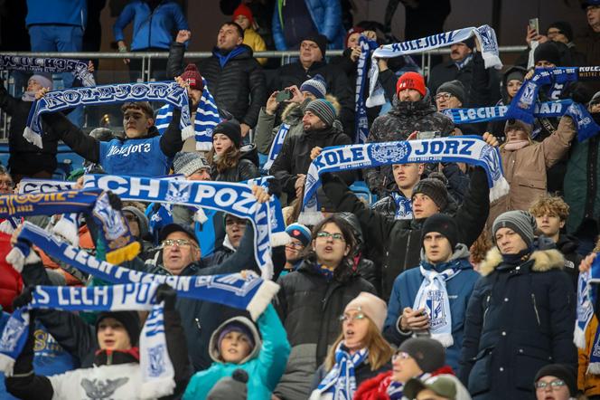 Kibice na meczu Lech Poznań - Widzew Łódź bawili się świetnie. Humory popsuli im piłkarze Kolejorza 