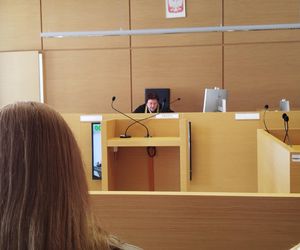 Matka zagłodzonej trzyletniej Emilki z Siedlec usłyszała wyrok w sprawie o nieumyślne spowodowanie śmierci dziecka