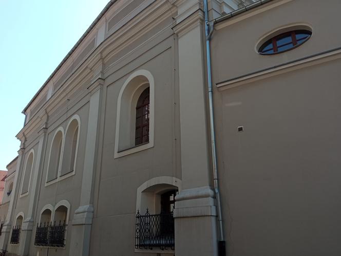 Historia synagogi w Lesznie