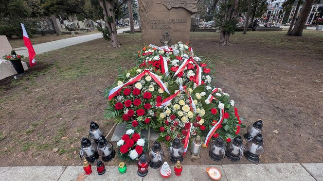 Tak wygląda grób Jana Olszewskiego 6. rocznice śmierci