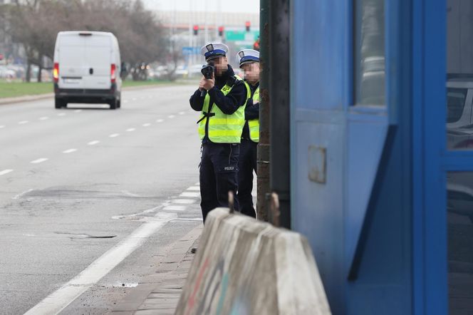 Niewidzialni policjanci w Warszawie w akcji. Nowe zasady kontroli drogowych zaskakują