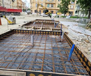 Tak przebiega rewitalizacja Placu Wolności w Bydgoszczy. Zaglądamy na plac budowy