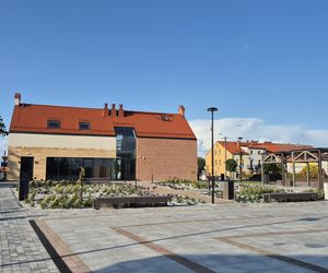 Miejscowość na Mazurach zmieniła się nie do poznania. Było obskurne targowisko, jest tężnia i muzeum