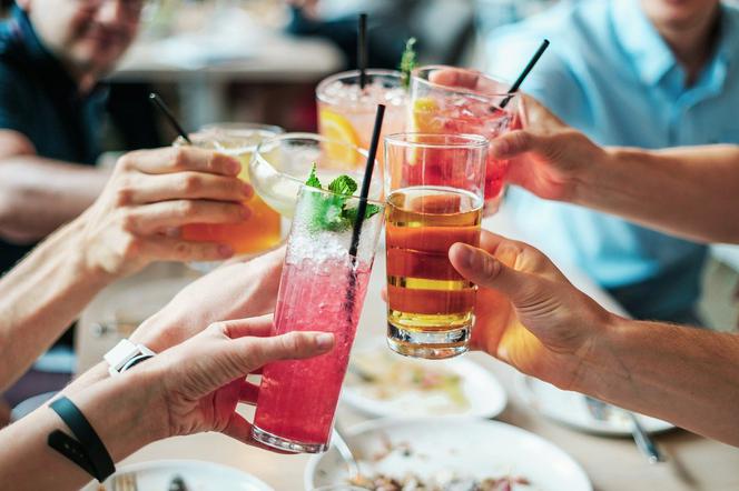 Wzrasta liczba klientów w restauracjach i kawiarniach