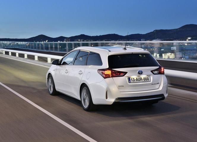 Toyota Auris Touring Sports