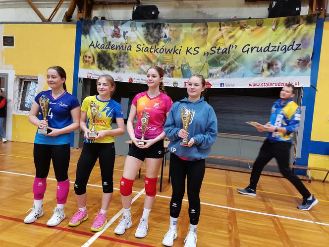 Turniej Siatkarski Młodziczek w Grudziądzu