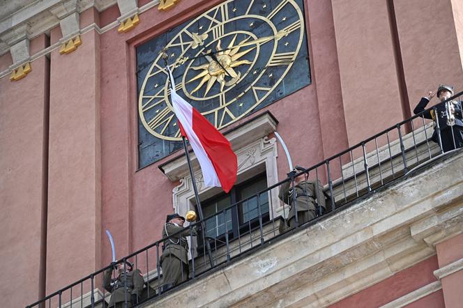 Uroczyste obchody Dnia Flagi w Warszawie