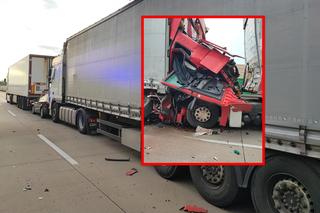 Kabina ciężarówki zmiażdżona, 41-latek nie żyje. Koszmarny wypadek na A4  