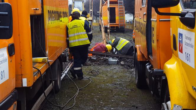 Wykolejenie tramwaju na ul. Dubois