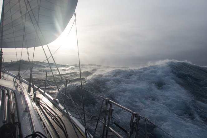Katharsis II - Z falami i wiatrem przez Morze Weddella