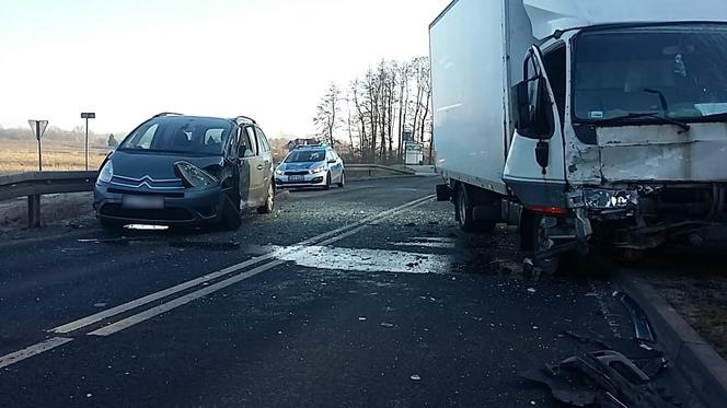 Kolizja na ul. Nieszawskiej w Toruniu