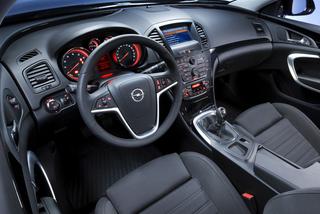 Opel Insignia Sports Tourer, model 2011