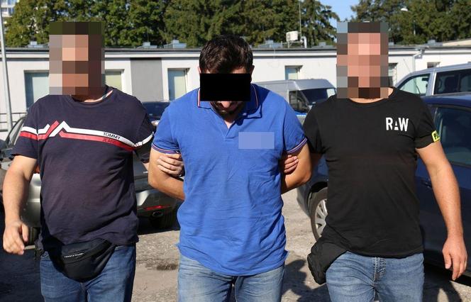 Sprawcy napadu na lubelską stację benzynową zatrzymani. Wśród podejrzanych pracownik stacji
