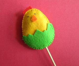 Wielkanocny kurczaczek. Co symbolizuje? Wyjaśniamy, jaka jest jego historia