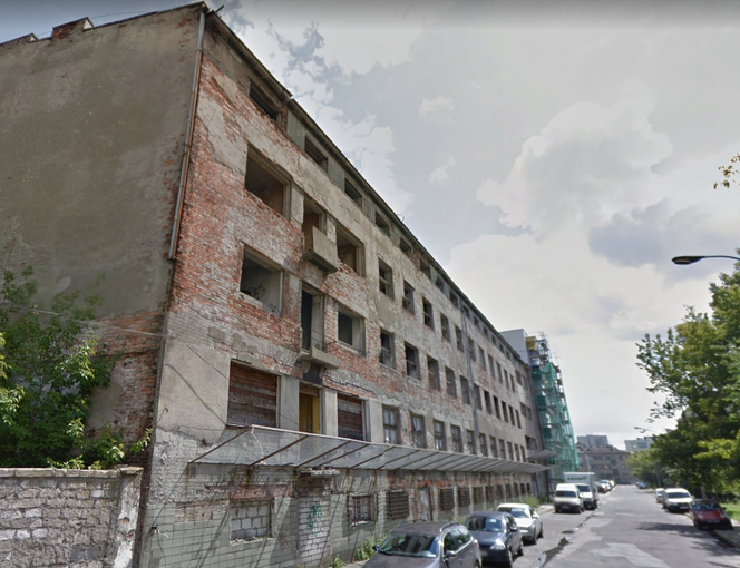 Miejsca, o których zapomniał świat - zobaczcie opuszczone budynki w Warszawie [GALERIA]