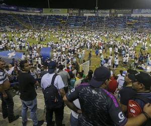 Salvador. Co najmniej 9 osób stratowanych na śmierć po wybuchu paniki na stadionie w San Salvador