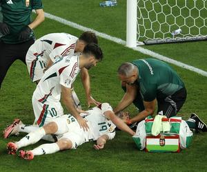 Dramatyczne obrazki w meczu Szkocja - Węgry. Piłkarz Węgier nieprzytomny runął na murawę. Wideo dla ludzi o mocnych nerwach