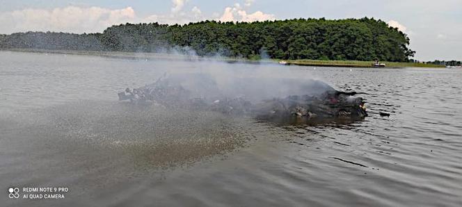 Tragiczny finał tankowania łodzi na Jezioraku. Pożar i poparzeni turyści