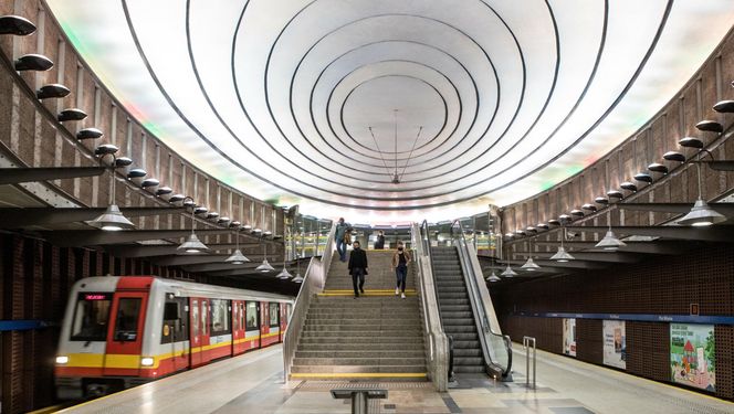 Metro Plac Wilsona