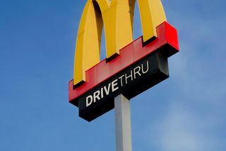 McDonald's w Boże Ciało. Które restauracje w Olsztynie są otwarte? Godziny otwarcia