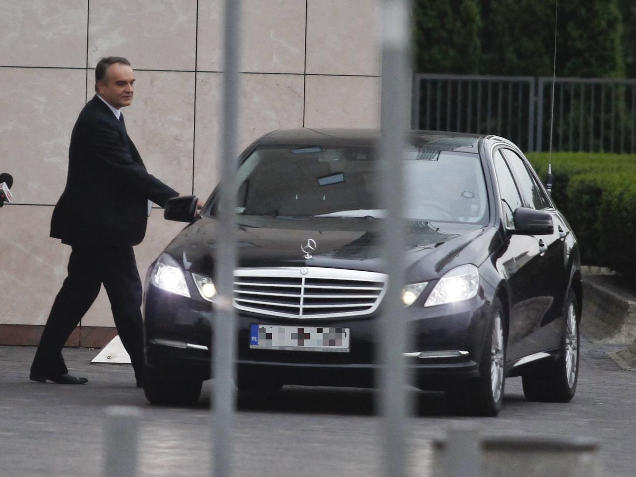 Waldemar Pawlak korzysta z limuzyny Mercedes-Benz E 350 4MATIC