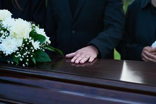 Tajemnicze zgony po pogrzebach. Przyczyna wszystkich zaskoczyła