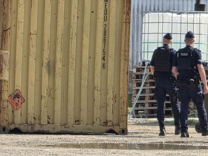 Broń i amunicja znaleziona 25 km od granicy z Ukrainą. MSWiA odpowiada. "Potwierdzam informację"