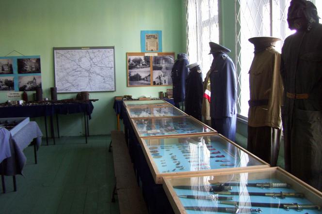 W muzeum można podziwiać mnóstwo wojennych eksponatów
