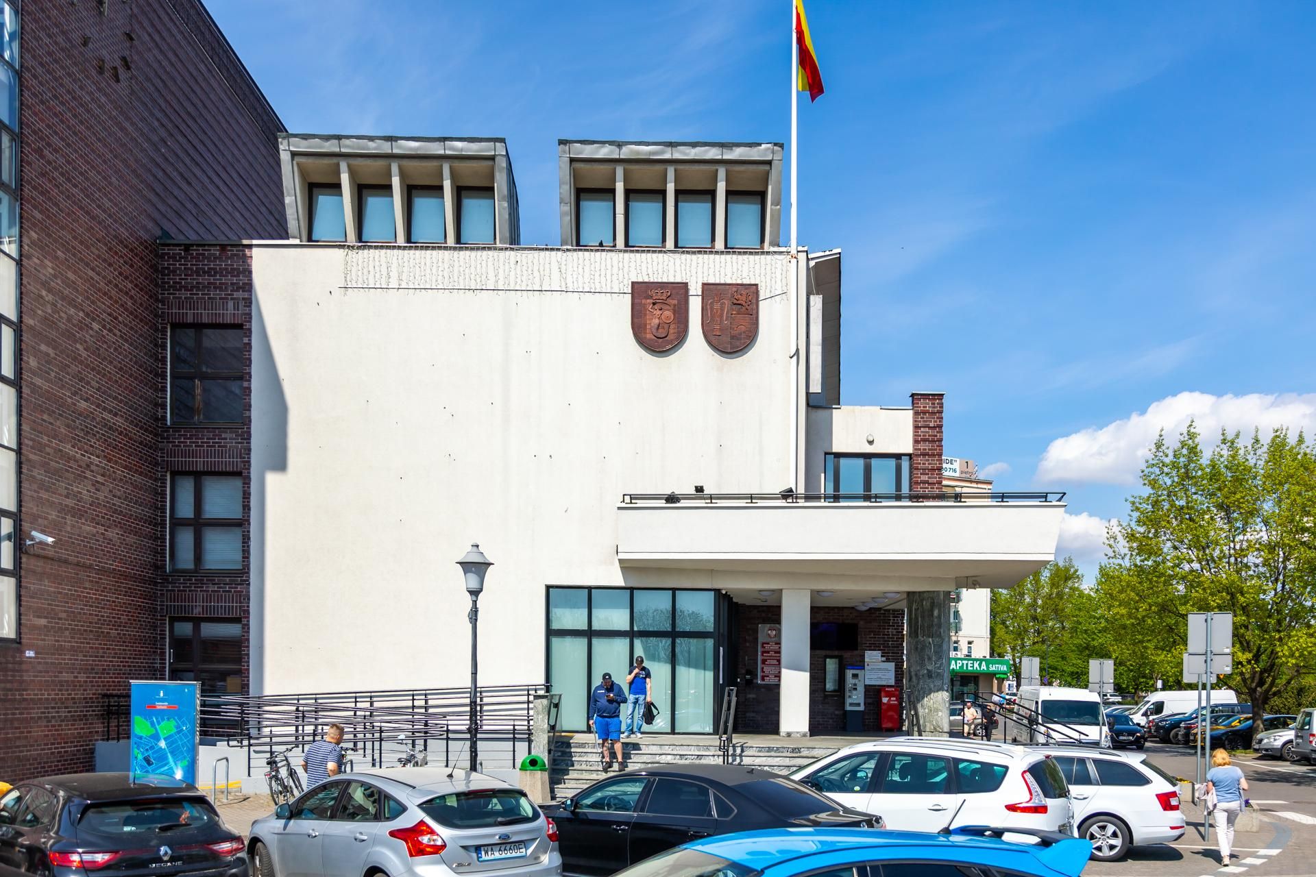 Ratusz dzielnicy Białołęka w Warszawie