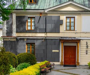 Nielegalna termomodernizacja zabytku w Wilanowie
