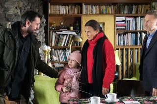 M jak miłość odc. 1733. Magda (Anna Mucha), Andrzej (Krystian Wieczorek), Vlad Kowalenko (Wiaczeslaw Boguszewski), Nadia (Mira Fareniuk)