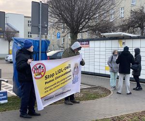 Protest przed Lidlem w Łodzi