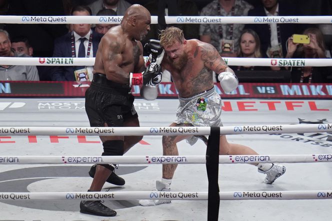 Mike Tyson vs Jake Paul