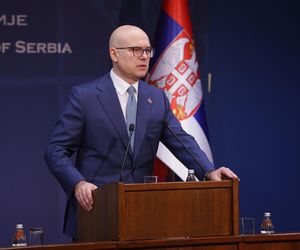 Premier Serbii podał się do dymisji pod presją masowych protestów