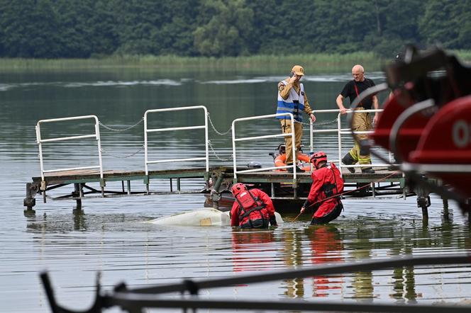 Tragiczny finał poszukiwań 16-letniego chłopca. Ciało wyłowione z jeziora