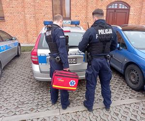 Policjanci z Chełmna uratowali mężczyznę