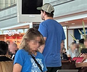 Daniel Martyniuk na lotnisku