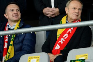 Donald Tusk przyleciał na mecz Litwa - Polska