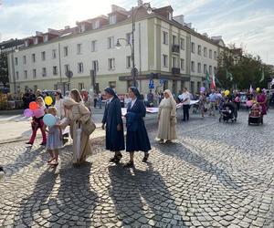 13. Marsz dla Życia i Rodziny zgromadził tłumy na ulicach Białegostoku [ZDJĘCIA]