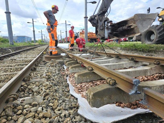 Tydzień remontu na torowisku na Powstańców Śląskich. Bez tramwajów między Bemowem a Bielanami