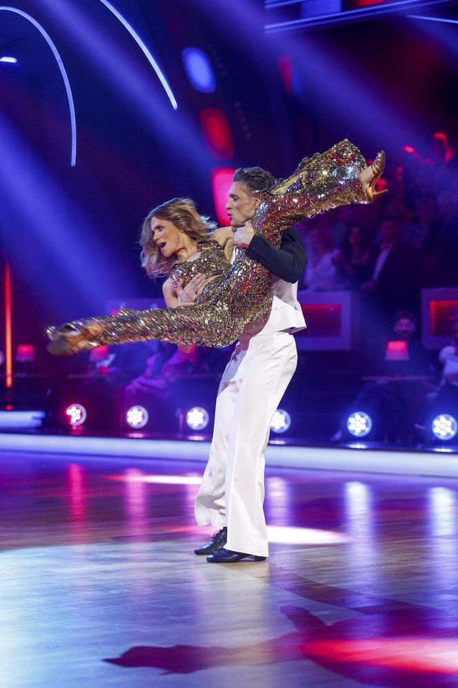 "Taniec z Gwiazdami" 16. Agnieszka Kaczorowska i Filip Gurłacz